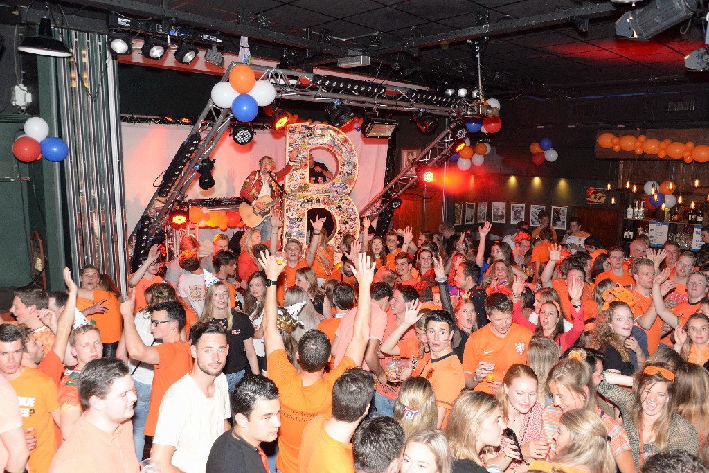 ../Images/Koningsnacht 2019 in VdG 107.jpg